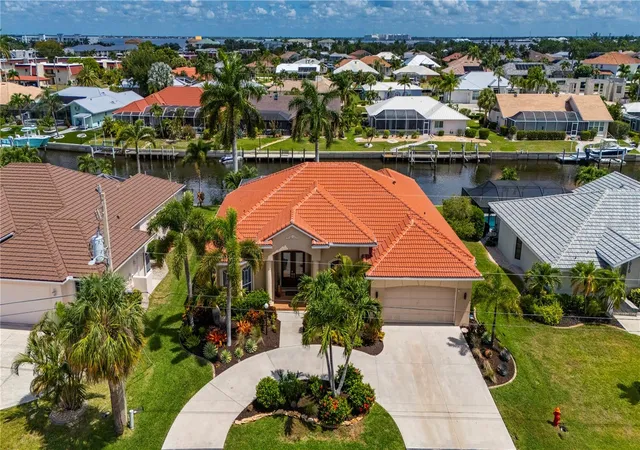 Homes for sale in Punta Gorda, FL | 1020 Via Formia, Punta Gorda, FL 33950 | MLS# C7526465