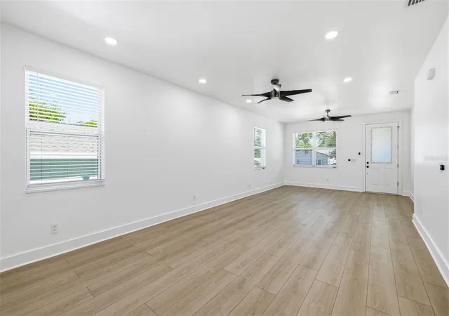 4th image of 3750 Abington Ave S, St Petersburg, FL 33711 | MLS# TB8511335