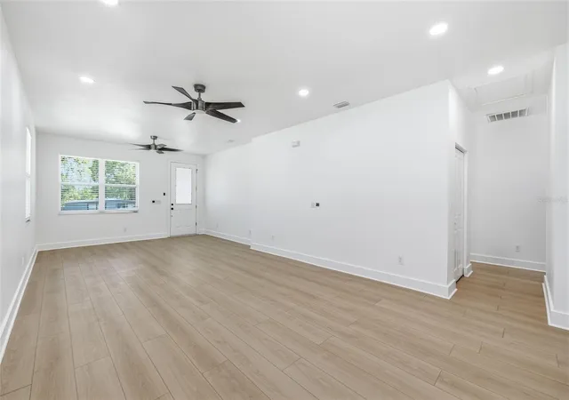 5th image of 3750 Abington Ave S, St Petersburg, FL 33711 | MLS# TB8511335