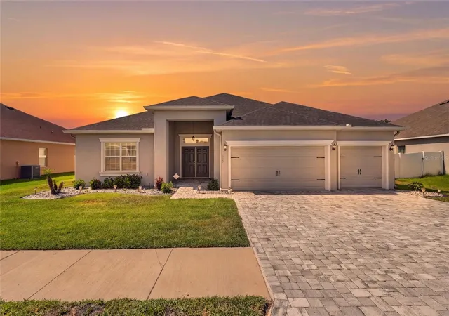 1st image of 319 Travelers Creek Dr, Auburndale, FL 33823 | MLS# S5150445