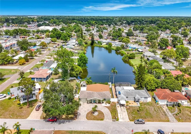 Homes for sale in Kenneth City, FL | 5163 60th Wy N, Kenneth City, FL 33709 | MLS# TB8511346