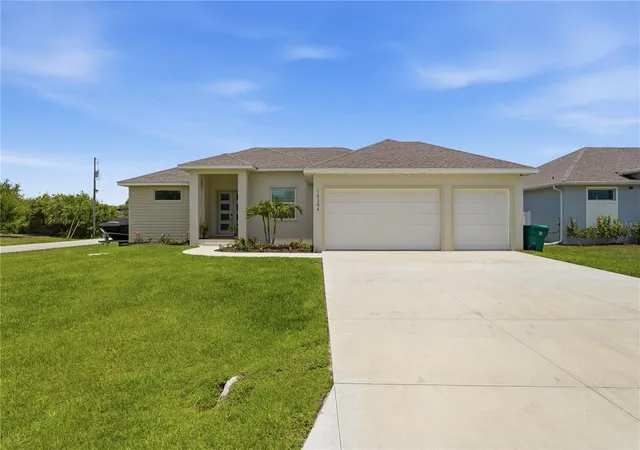 Homes for sale in Port Charlotte, FL | 14304 Amestoy Ave, Port Charlotte, FL 33981 | MLS# D6147554
