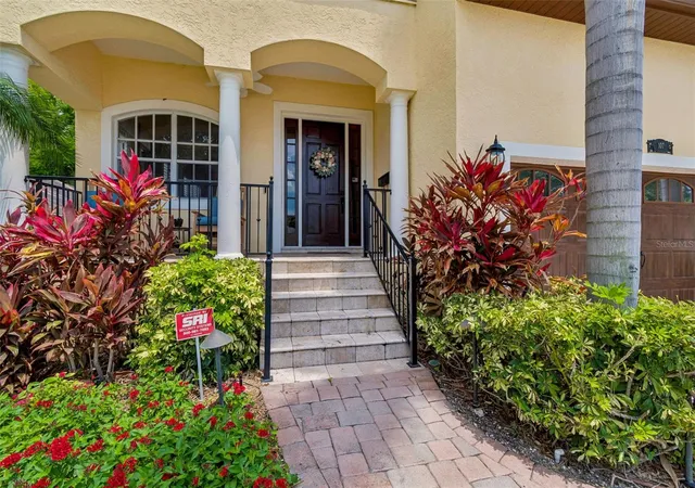 Homes for sale in Tampa, FL | 107 Bermuda Ave, Tampa, FL 33606 | MLS# TB8511348
