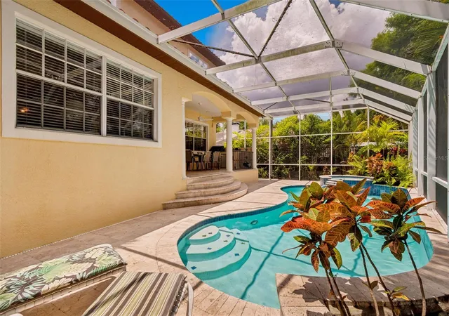 Homes for sale in Tampa, FL | 107 Bermuda Ave, Tampa, FL 33606 | MLS# TB8511348