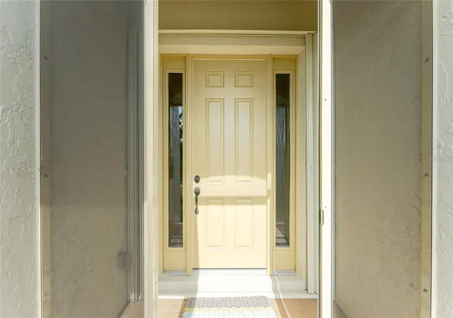 Photo 3 of Single family home for sale at 413 Tomoka Dr, Englewood, FL 34223 | MLS# D6147558 | Listing updated on 2026-05-27