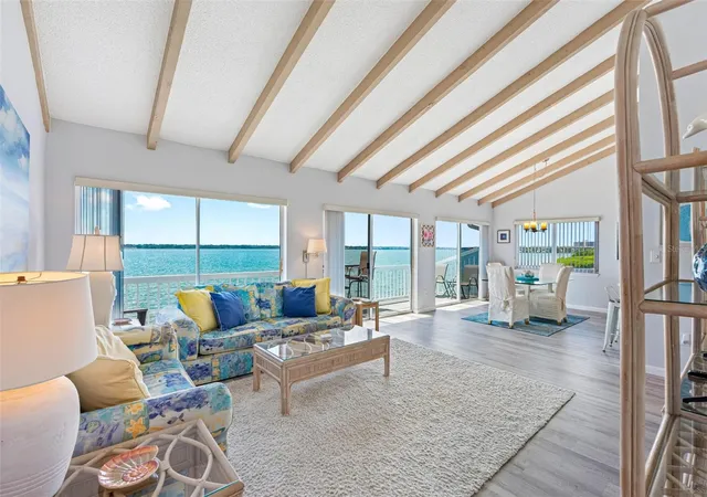 4th image of 1401 Gulf Blvd, Clearwater, FL 33767