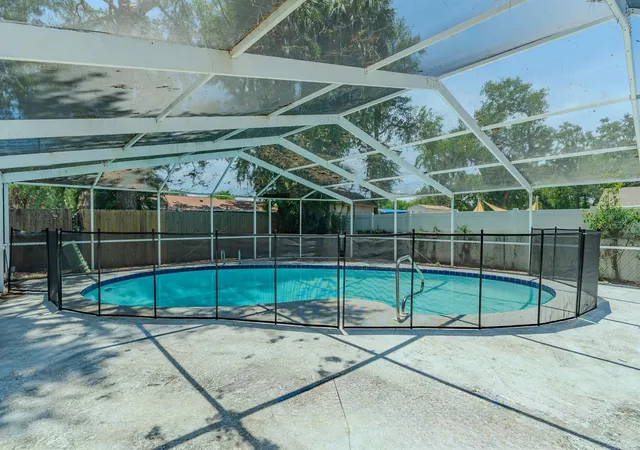 28th image of 8018 W Pocahontas Ave, Tampa, FL 33615 | MLS# TB8511378
