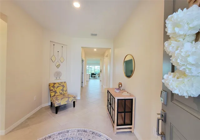 Photo 3 of Single family home for sale at 11177 Pinot Dr, Venice, FL 34293 | MLS# O6410141 | Listing updated on 2026-10-01