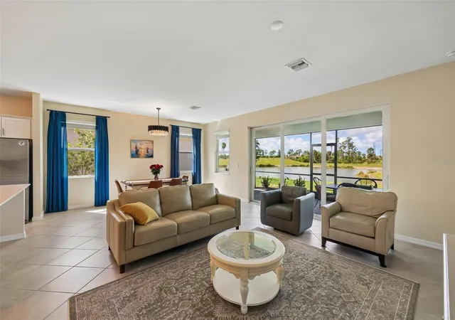 Photo 4 of Single family home for sale at 11177 Pinot Dr, Venice, FL 34293 | MLS# O6410141 | Listing updated on 2026-10-01