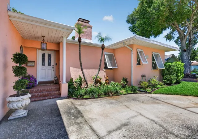 2nd image of 1209 N Halifax Ave, Daytona Beach, FL 32118 | MLS# V4949234