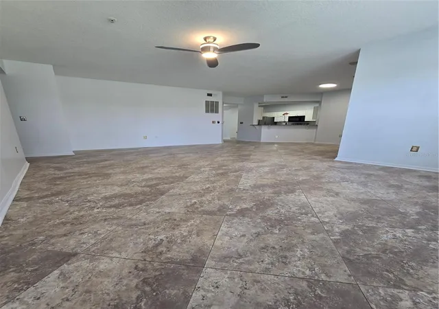 4th image of 5506 Metrowest Blvd, ORLANDO, FL 32811