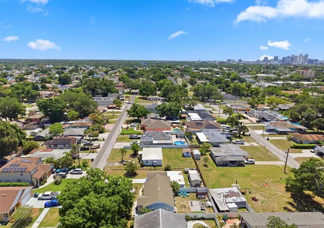 Homes for sale in Tampa, FL | 3144 W Cordelia St, Tampa, FL 33607 | MLS# TB8511395