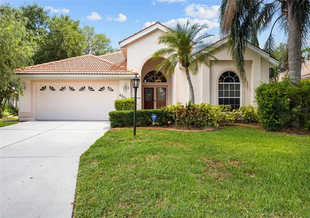 Photo 1 of Single family home for sale at 6223 Donnington Ct, Sarasota, FL 34238 | MLS# A4694589 | Listing updated on 2026-07-20