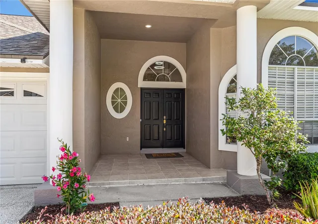 Photo 2 of Single family home for sale at 690 Oak Holw Way, Altamonte Springs, FL 32714 | MLS# O6410156 | Listing updated on 2026-09-27
