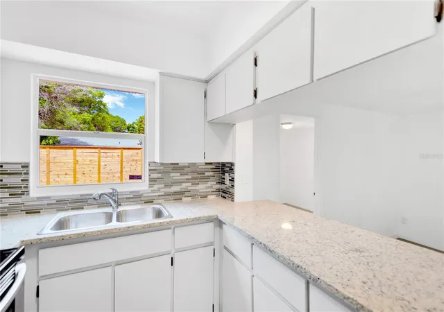 4th image of 1940 N Betty Ln, Clearwater, FL 33755 | MLS# TB8511403