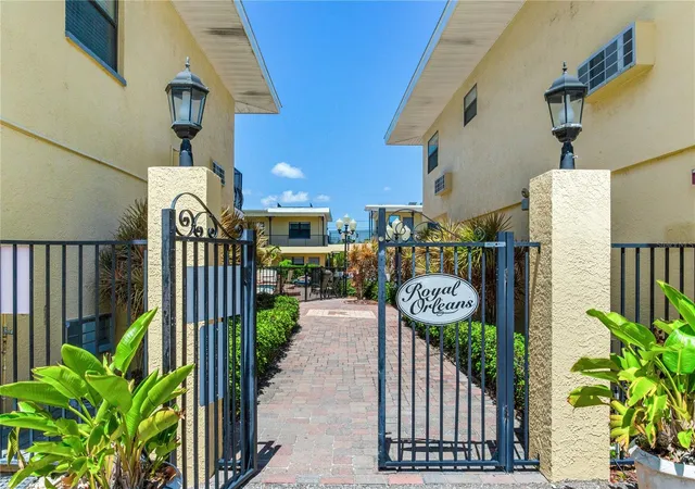 3rd image of 16333 Gulf Blvd, REDINGTON BEACH, FL 33708
