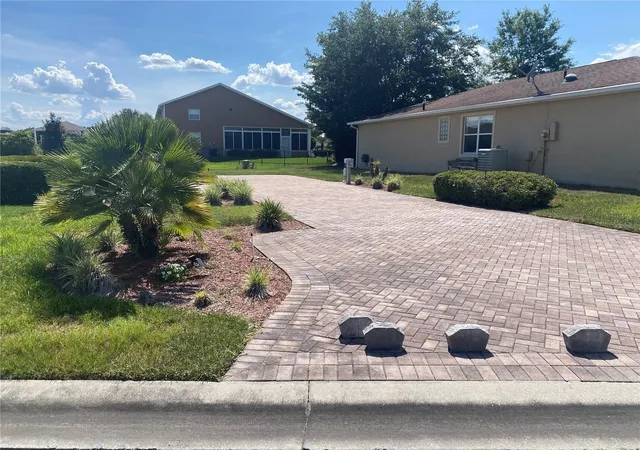 2nd image of 368 Motorcoach Dr S, Polk City, FL 33868 | MLS# L4962133