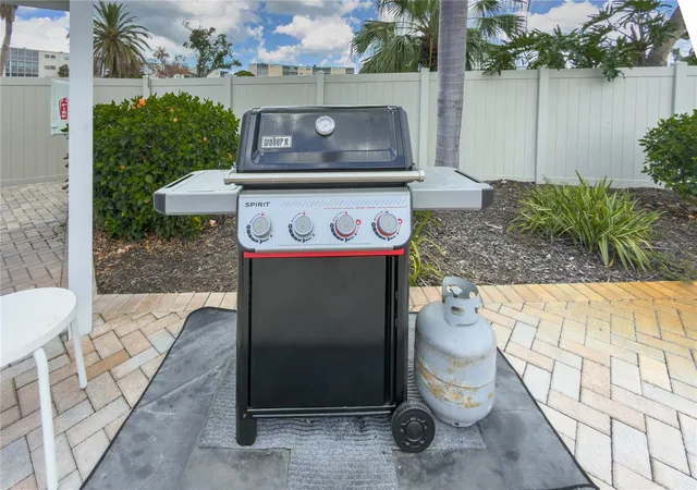 2nd image of 4480 Ironwood Cir, BRADENTON, FL 34209