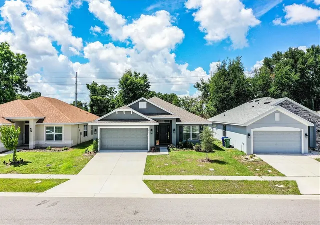 2nd image of 292 Krenson Bay Loop, Winter Haven, FL 33881 | MLS# L4962135