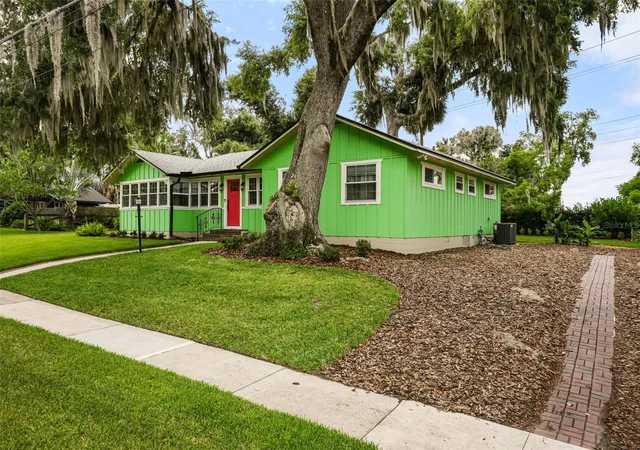 Photo 3 of Single family home for sale at 1338 Heim Rd, Mount Dora, FL 32757 | MLS# O6410176 | Listing updated on 2026-09-26