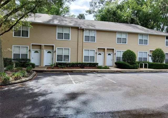 Photo 3 of Condo for sale at 3510 Sw 30th Way #156, Gainesville, FL 32608 | MLS# GC540553 | Listing updated on 2026-09-04