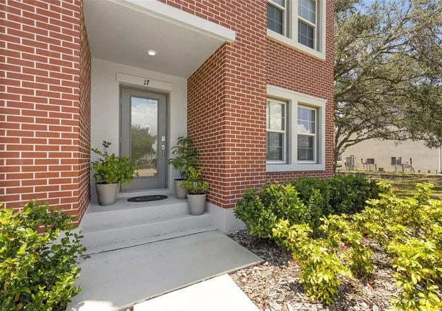 Homes for sale in Tampa, FL | 4511 S Manhattan Ave #17, Tampa, FL 33611 | MLS# TB8511449