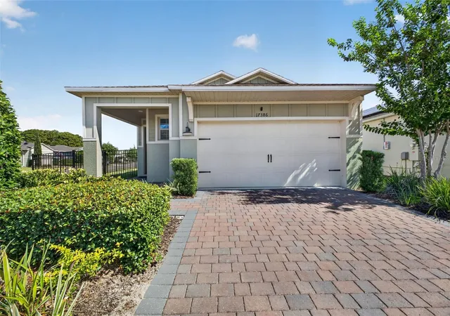 Homes for sale in Clermont, FL | 17386 Blazing Star Cir, Clermont, FL 34714 | MLS# G5112773