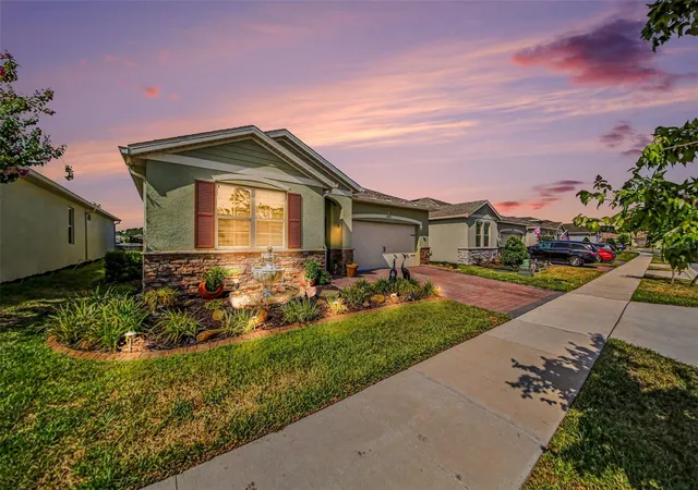 3rd image of 17651 Blazing Star Cir, Clermont, FL 34714 | MLS# TB8511464