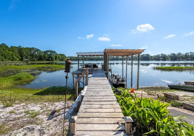 5th image of 588 S County Road 21, Hawthorne, FL 32640 | MLS# GC540559