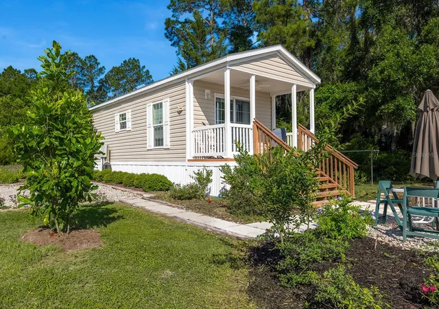 2nd image of 588 S County Road 21, Hawthorne, FL 32640 | MLS# GC540559