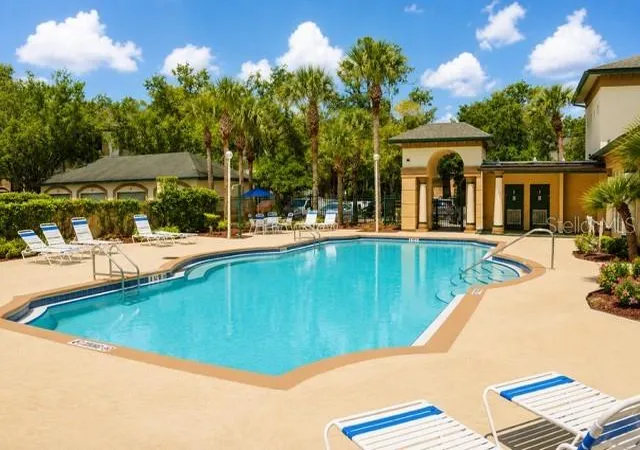 3rd image of 17102 Carrington Park Dr, Tampa, FL 33647