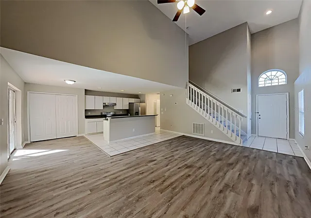 2nd image of 2184 Heathwood Cir, Orlando, FL 32828 | MLS# C7526491
