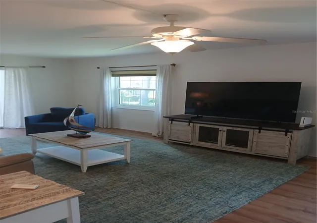 5th image of 200 Glennes Ln #103, Dunedin, FL 34698 | MLS# TB8511494