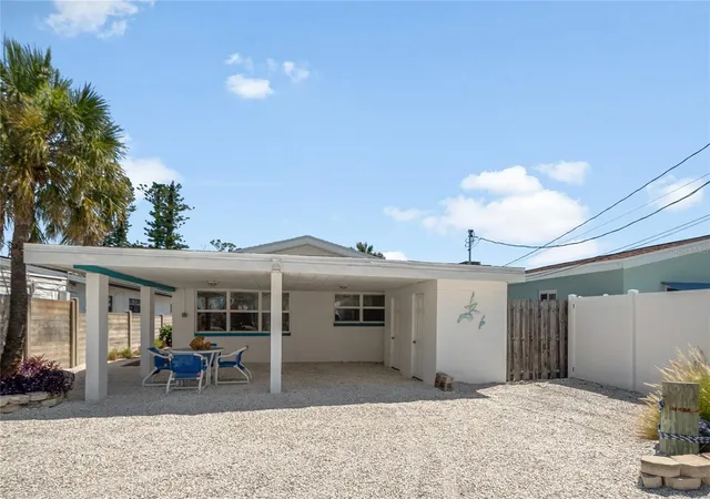 5th image of 13440 1St St E, Madeira Beach, FL 33708 | MLS# TB8511506