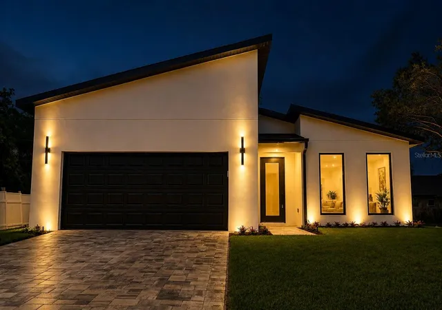 Photo 2 of Single family home for sale at 301 Eppinger Dr, Port Charlotte, FL 33953 | MLS# O6410234 | Listing updated on 2026-06-18
