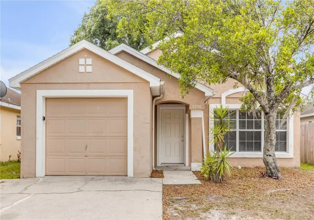 Photo 1 of Single family home for sale at 5546 Regal Oak Cir, Orlando, FL 32810 | MLS# V4949245 | Listing updated on 2026-08-17