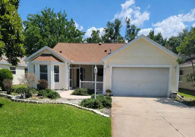 Photo 1 of Single family home for sale at 1033 Oak Forest Dr, The Villages, FL 32162 | MLS# G5112779 | Listing updated on 2026-09-12