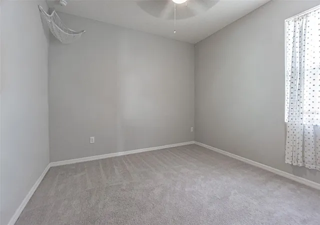Photo 2 of Single family home for sale at 11370 Timber Grv Ln, Brooksville, FL 34613 | MLS# TB8511531 | Listing updated on 2026-09-21