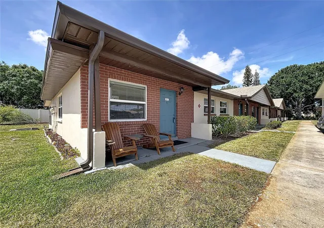 Photo 3 of Single family home for sale at 24862 Us Hwy 19 N #3001, Clearwater, FL 33763 | MLS# A4694631 | Listing updated on 2026-09-01