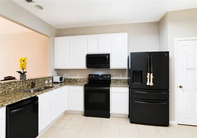 3rd image of 6059 Twain St #103, Orlando, FL 32835 | MLS# S5150464