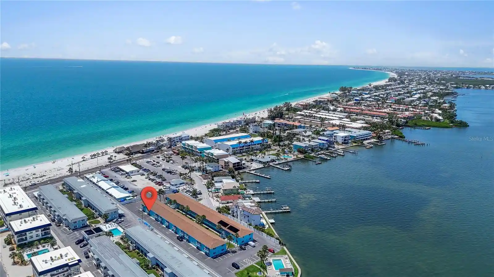 Listing Photo 2 - Condo for sale in 117 7Th St N located at 117 7Th St N, Bradenton Beach, FL 34217 - Unit 117 7th Street N