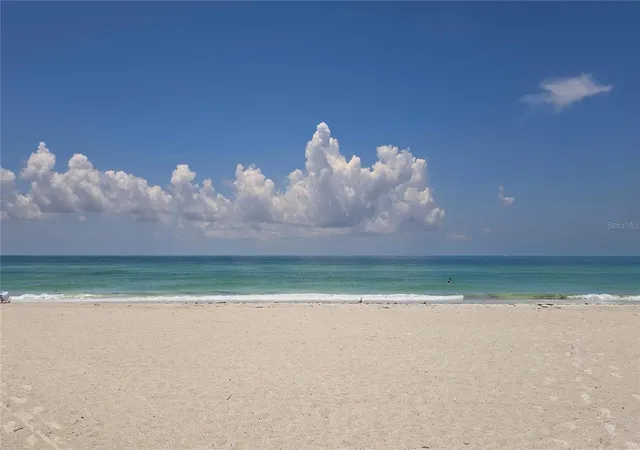 Homes for sale in Bradenton Beach, FL | 117 7th Street, Bradenton Beach, FL 34217 | Houzeo