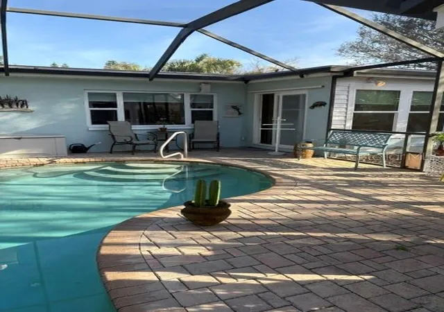 Homes for sale in Saint Petersburg, FL | 3942 11Th Ave N, Saint Petersburg, FL 33713 | MLS# O6410249