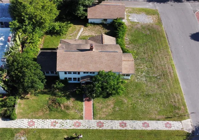 Photo 1 of Sale Pending at 255 19th Avenue Ne, St Petersburg, FL 33704 | MLS# TB8511551 | Listing updated on 2026-08-19