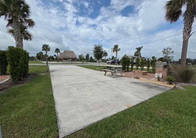 2nd image of 71 Cedar Cir E, Lake Wales, FL 33898 | MLS# TB8511553