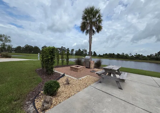 4th image of 71 Cedar Cir E, Lake Wales, FL 33898 | MLS# TB8511553