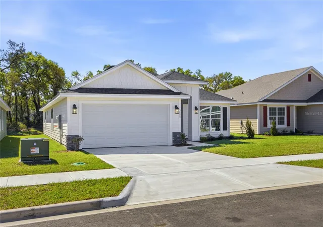 3rd image of 2590 Sw 250Th Ter, Newberry, FL 32669 | MLS# GC540563