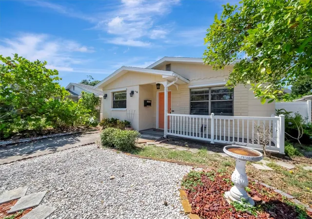 Photo 4 of Single family home for sale at 5630 13th Avenue N, St Petersburg, FL 33710 | MLS# A4694648 | Listing updated on 2026-09-09