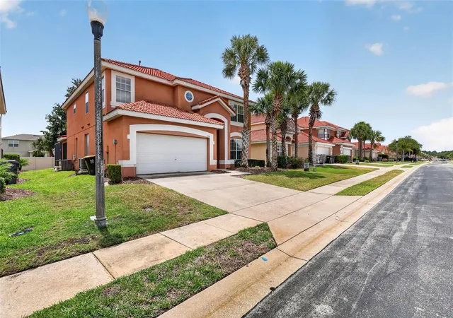 2nd image of 928 Solana Cir, Davenport, FL 33897 | MLS# S5150470