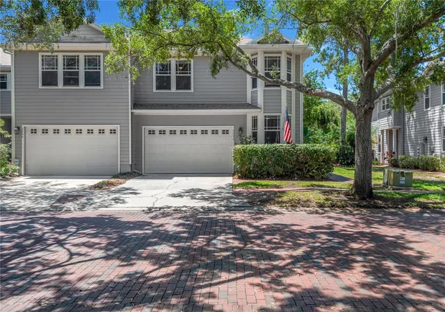 Homes for sale in Tampa, FL | 2852 Bayshore Trails Dr, Tampa, FL 33611 | MLS# TB8511571